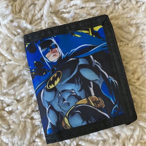Batman Wallet Tri Fold - Picture 12 of 12